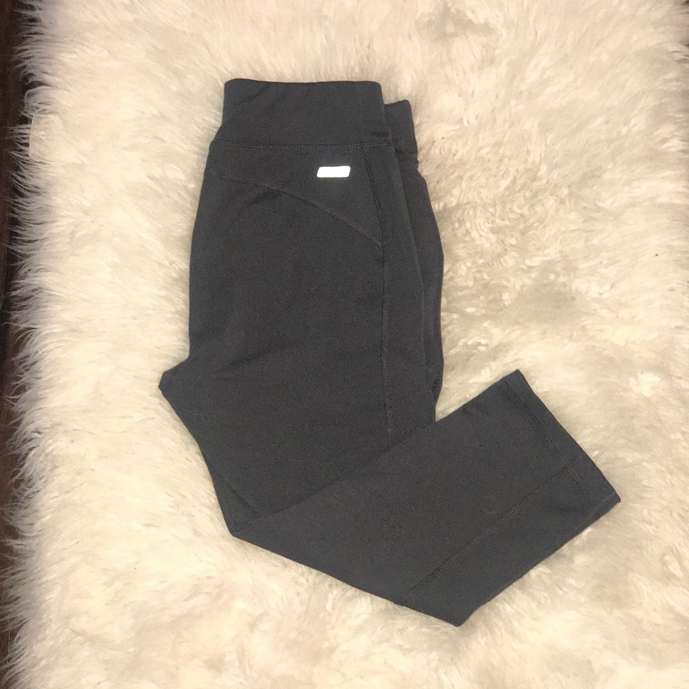 Champion Cropped Athletic Bottoms